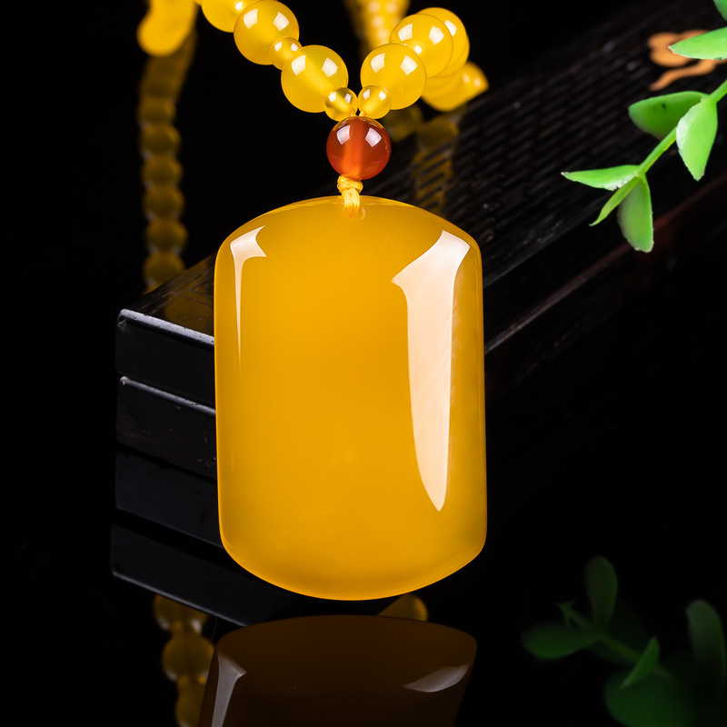 Beading - Volledig gekleurde, gouden chalcedoon hanger in