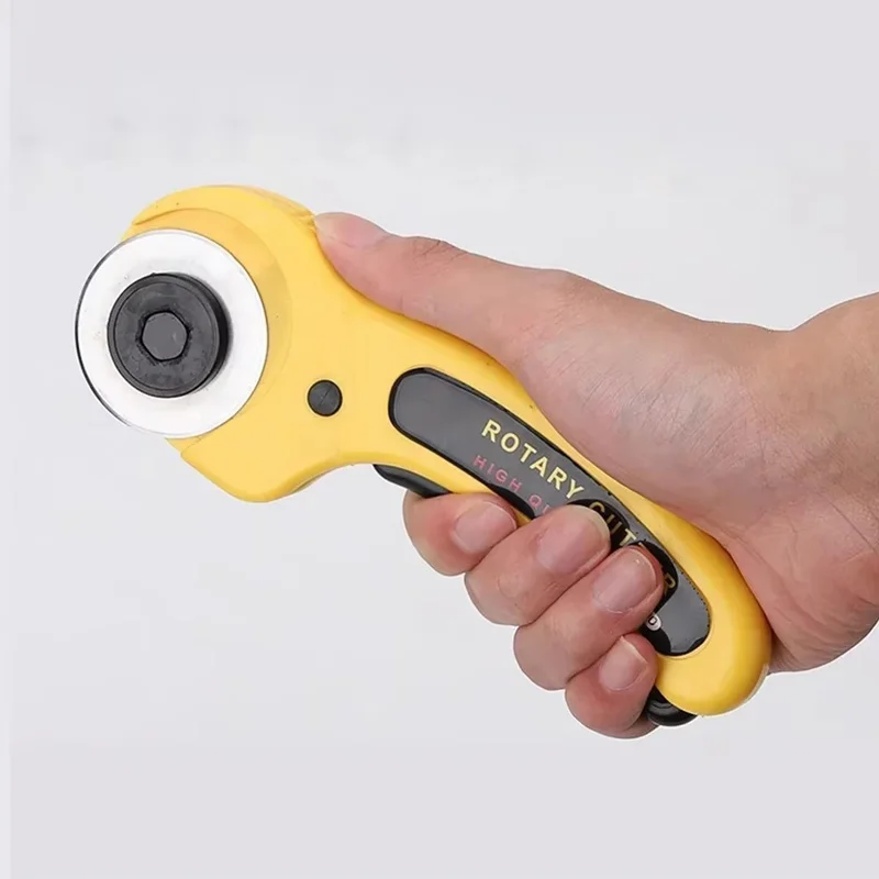 Rotary Cutter 45mm Kaartpapier - Rotary Cutter For Fabric 45Mm recensie en prijs